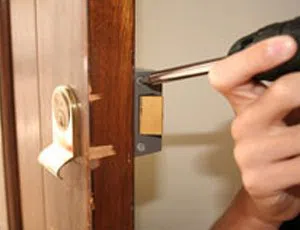 Locksmith Store Marietta, GA 770-214-3031 - change-locks-service